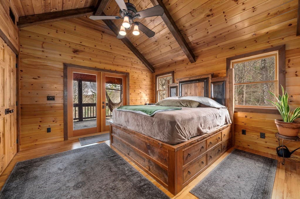 247 Toccoa Overlook Drive, Blue Ridge GA 30513 - Photo