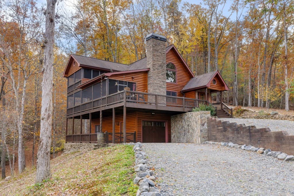 247 Toccoa Overlook Drive, Blue Ridge GA 30513 - Photo