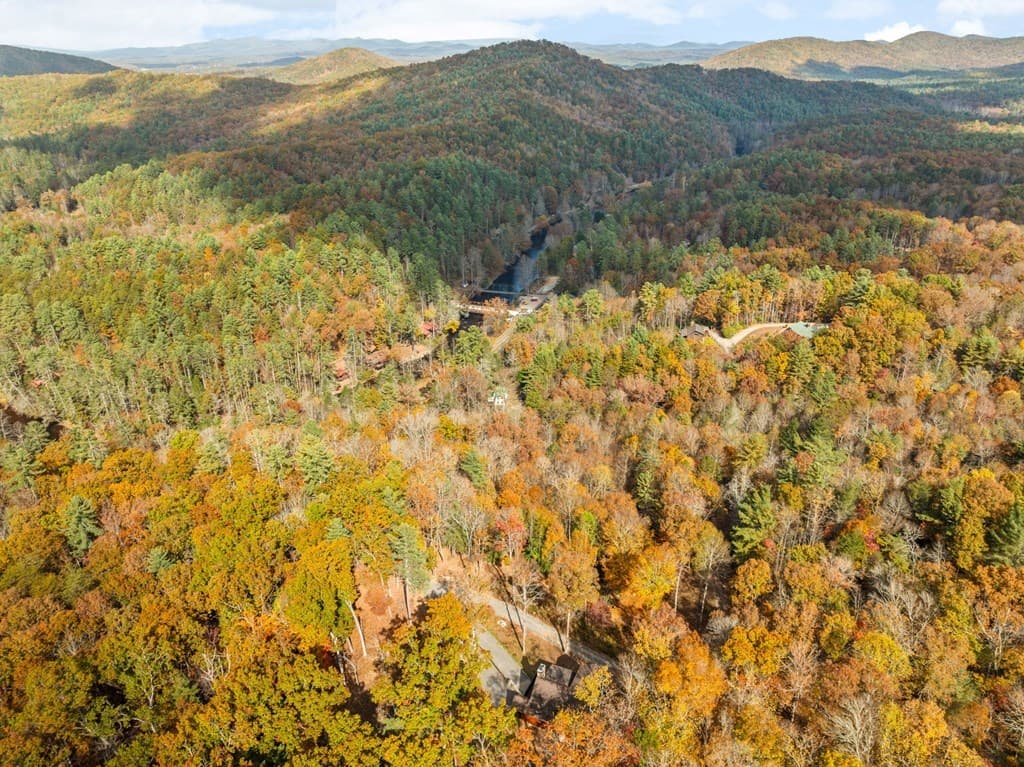 247 Toccoa Overlook Drive, Blue Ridge GA 30513 - Photo