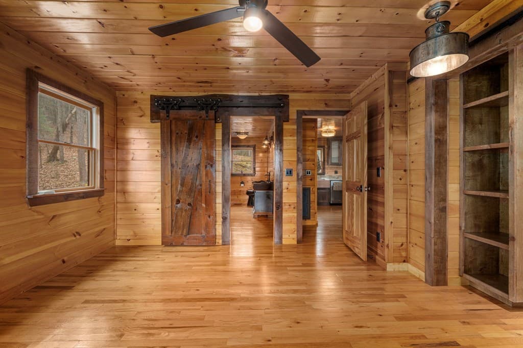 247 Toccoa Overlook Drive, Blue Ridge GA 30513 - Photo