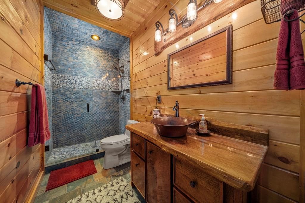 247 Toccoa Overlook Drive, Blue Ridge GA 30513 - Photo
