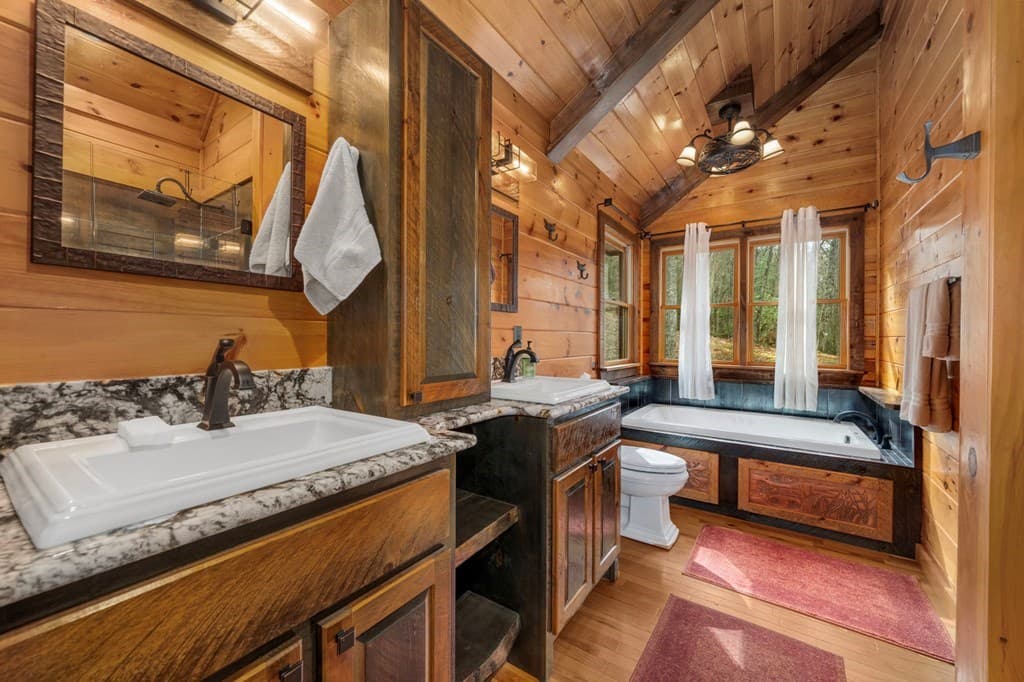 247 Toccoa Overlook Drive, Blue Ridge GA 30513 - Photo