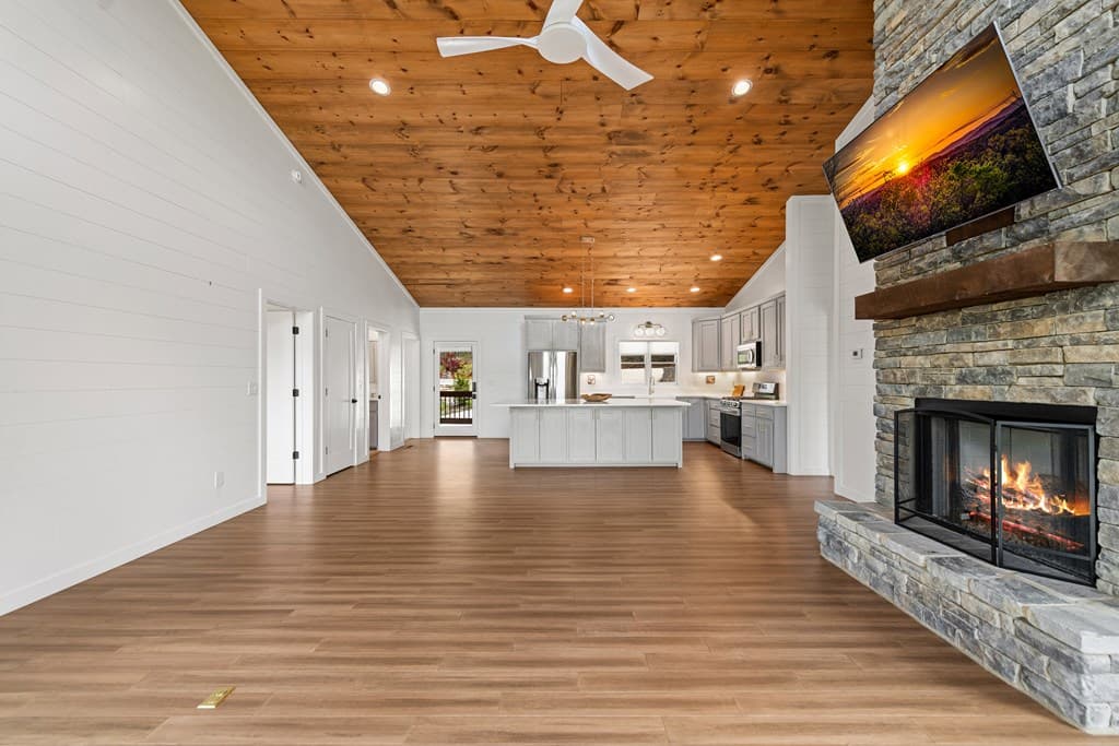 670 River Hills, Mineral Bluff GA 30559 - Photo