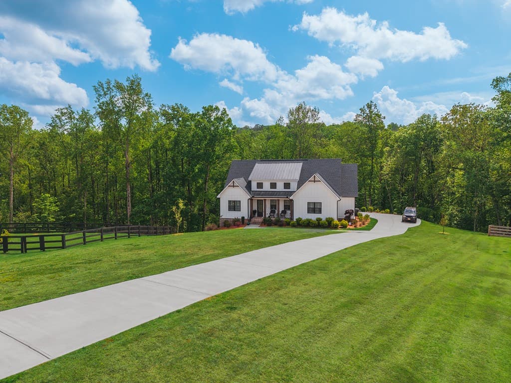 392 London Road, Ball Ground GA 30107 - Photo