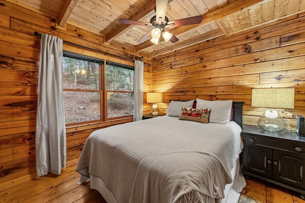 1822 Hidden Lake Drive, Cherry Log GA 30522 - Photo