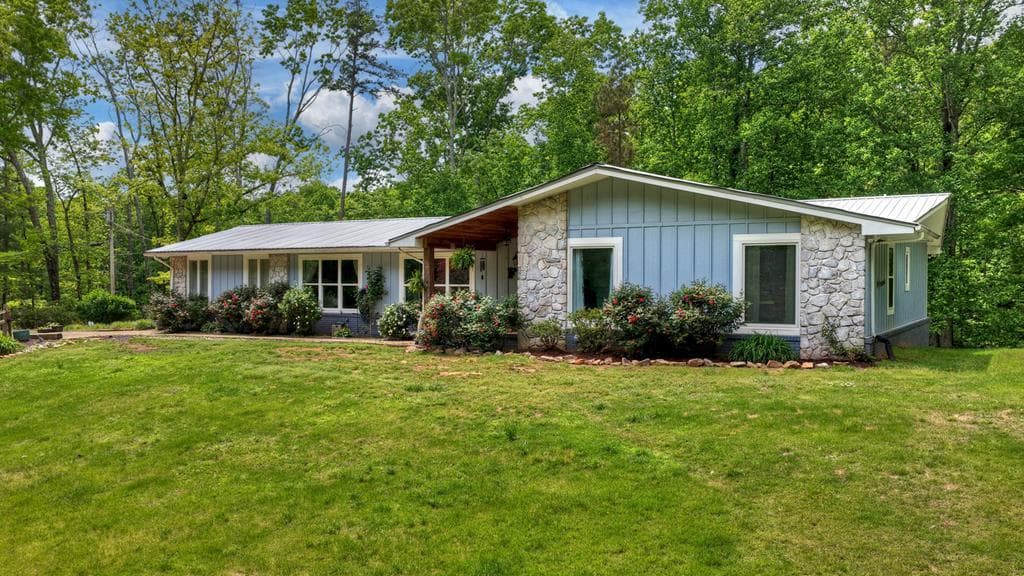 5568 Hwy 382, Ellijay GA 30540 - Photo
