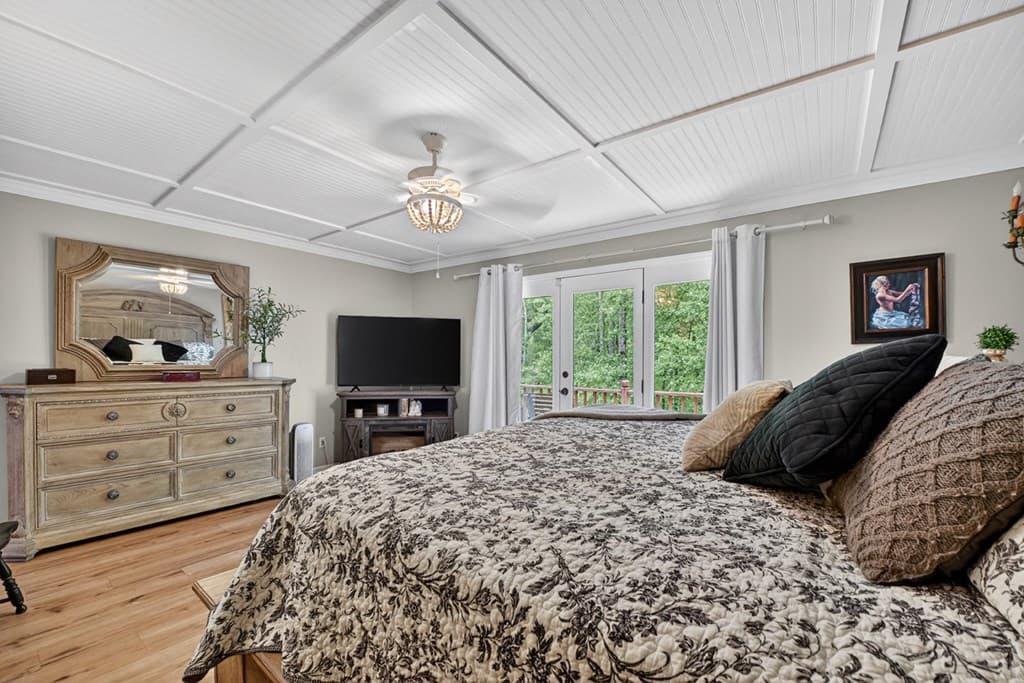 5568 Hwy 382, Ellijay GA 30540 - Photo