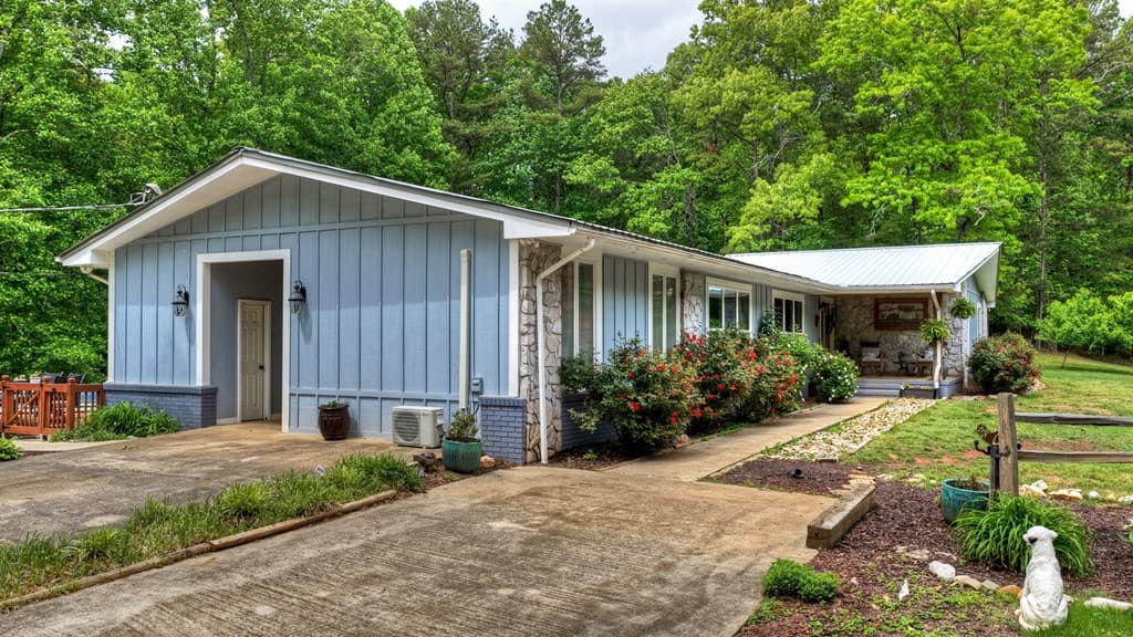 5568 Hwy 382, Ellijay GA 30540 - Photo