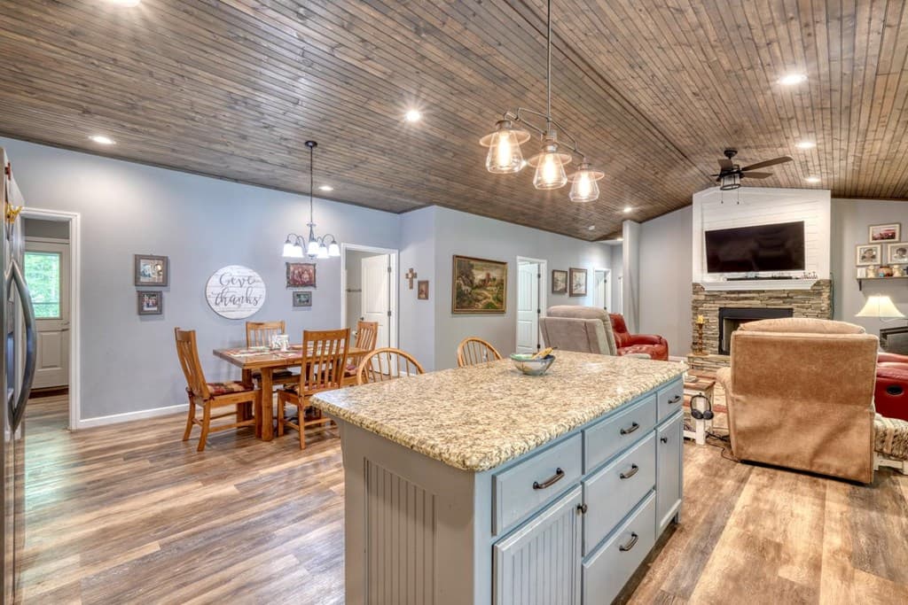 110 Hampton Road, Morganton GA 30560 - Photo