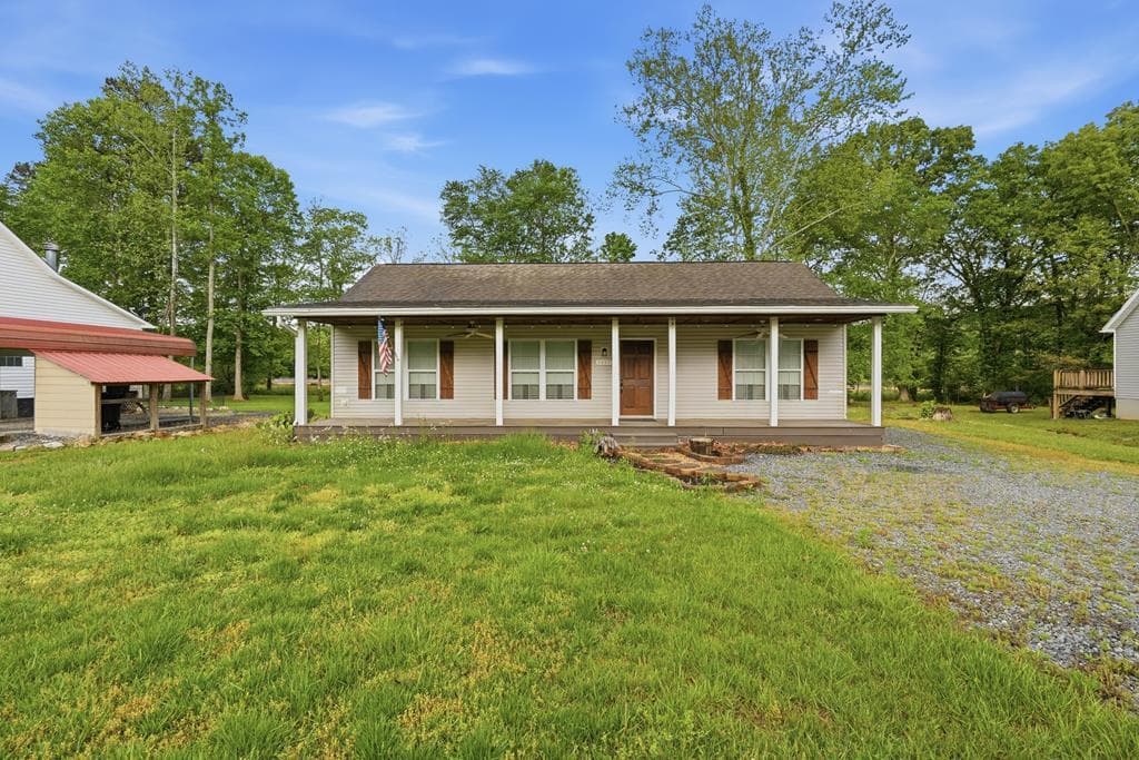 5457 Willow Springs Road, Young Harris GA 30582 - Photo