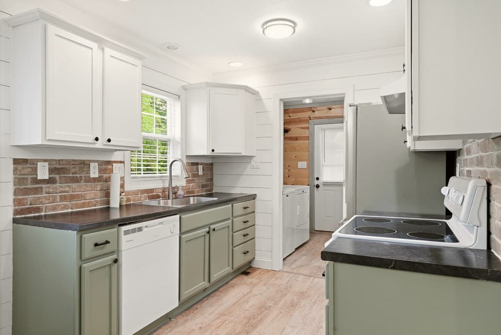 5457 Willow Springs Road, Young Harris GA 30582 - Photo