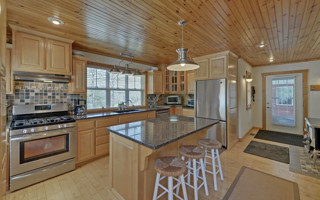202 Dove Lane, Morganton GA 30560 - Photo