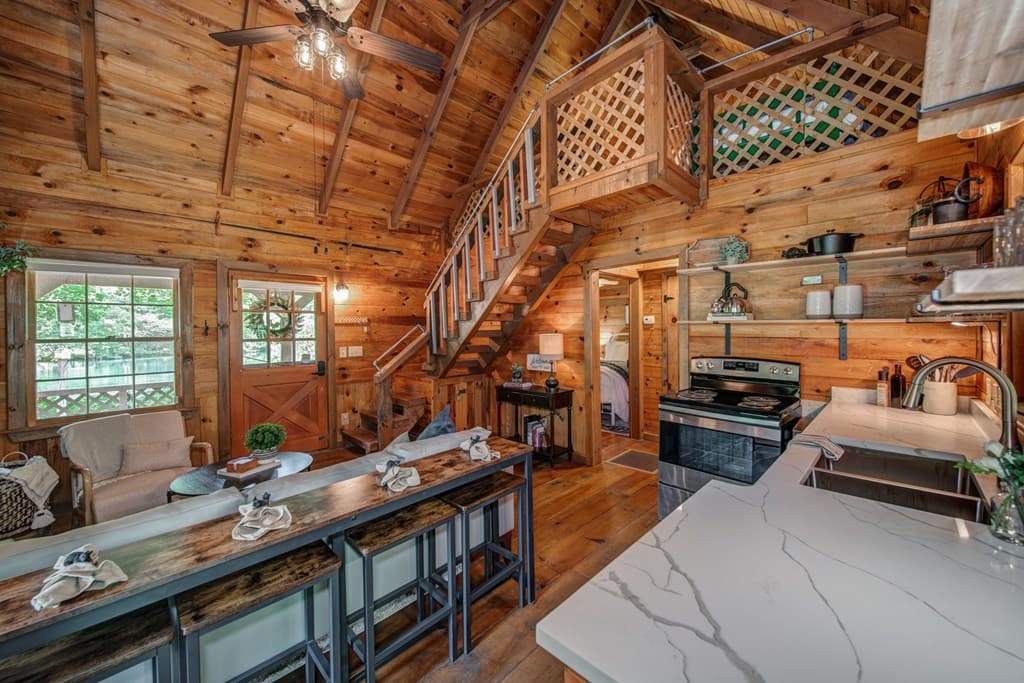 64 Bear Lake Drive, Blue Ridge GA 30513 - Photo