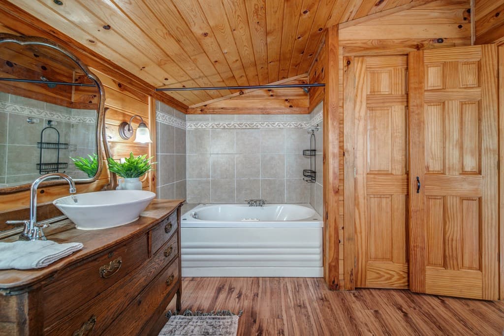 64 Bear Lake Drive, Blue Ridge GA 30513 - Photo