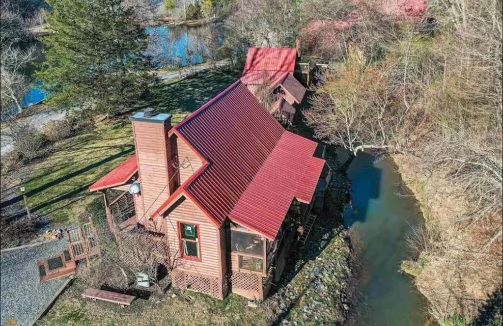 64 Bear Lake Drive, Blue Ridge GA 30513 - Photo