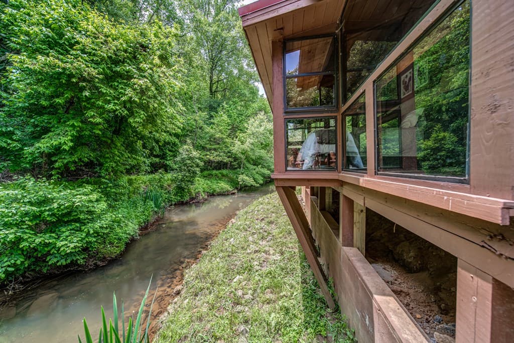 64 Bear Lake Drive, Blue Ridge GA 30513 - Photo