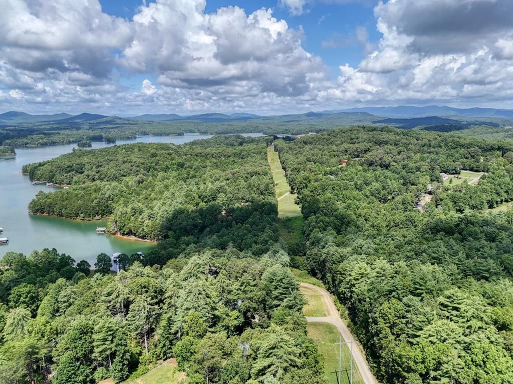 184 Whisper Cove, Blairsville GA 30512 - Photo