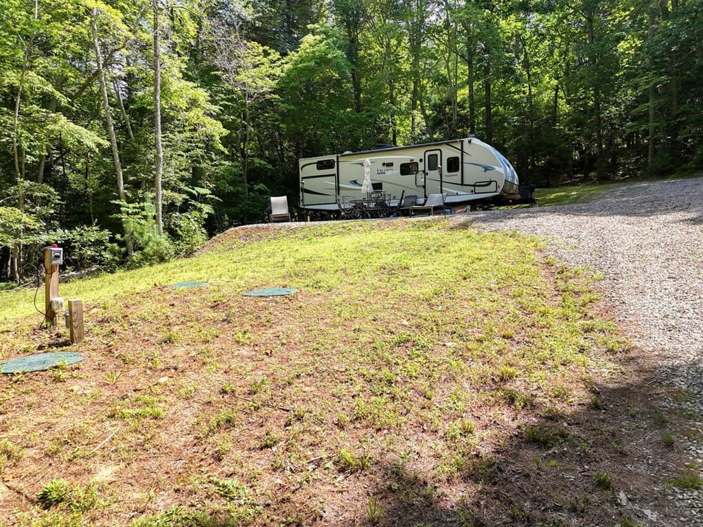 184 Whisper Cove, Blairsville GA 30512 - Photo