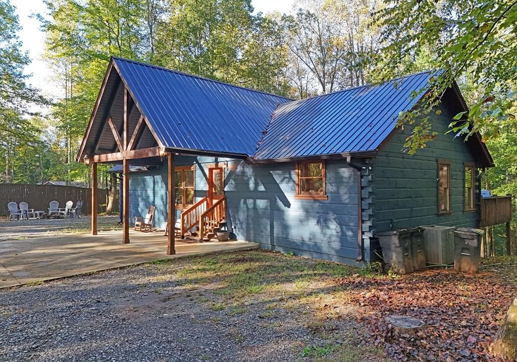 373 Scrougetown Road, Ellijay GA 30536 - Photo
