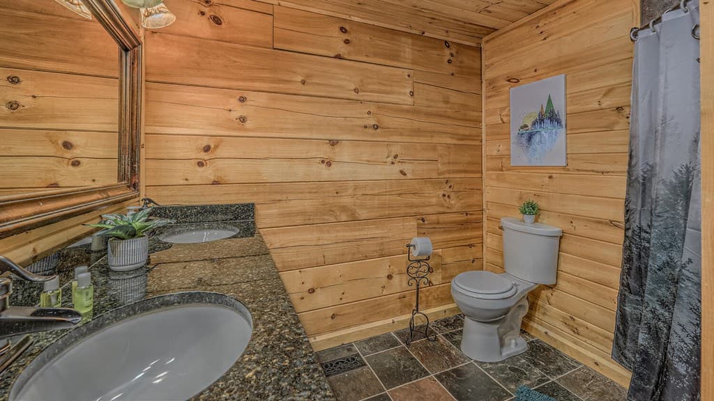 373 Scrougetown Road, Ellijay GA 30536 - Photo