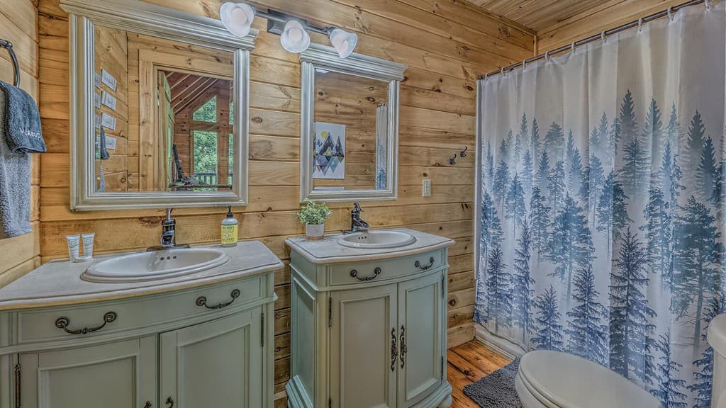 373 Scrougetown Road, Ellijay GA 30536 - Photo