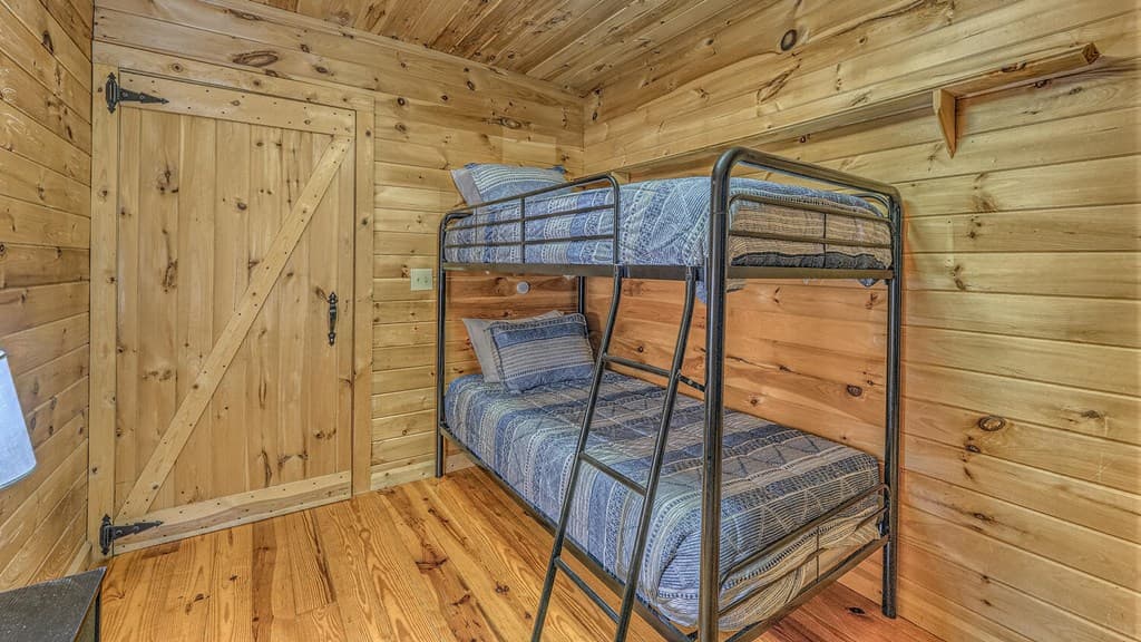 373 Scrougetown Road, Ellijay GA 30536 - Photo