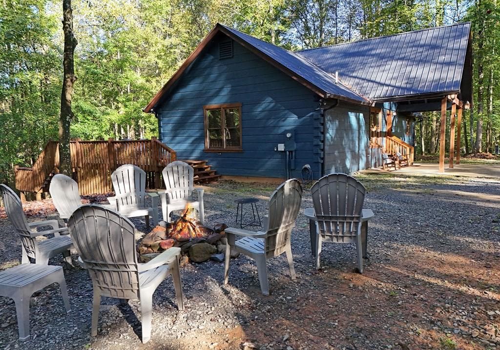 373 Scrougetown Road, Ellijay GA 30536 - Photo