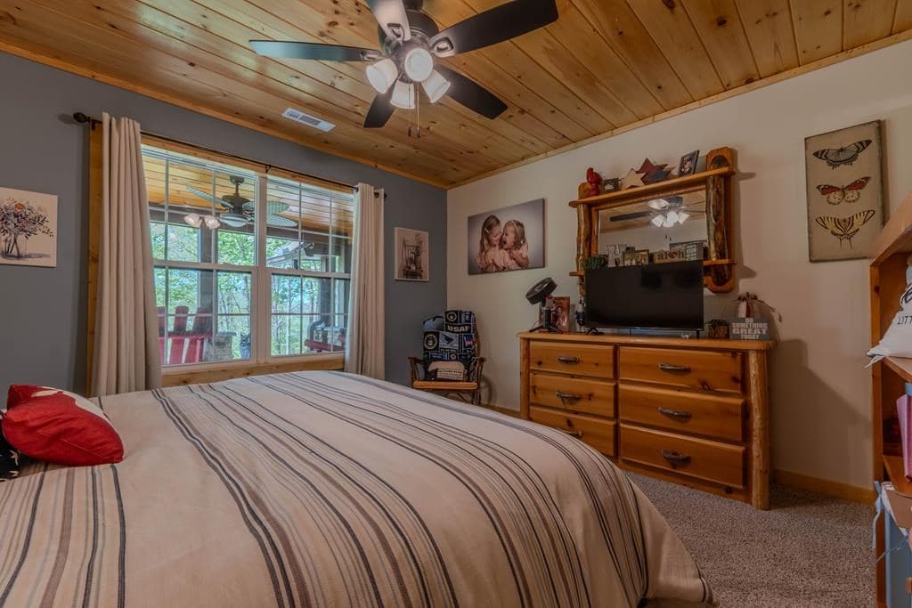 190 Galloway Drive, Hayesville NC 28904 - Photo
