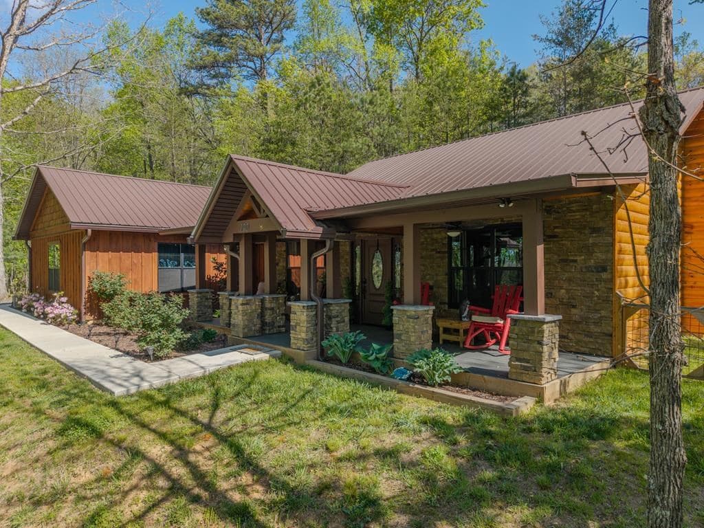 190 Galloway Drive, Hayesville NC 28904 - Photo