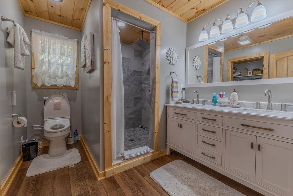 190 Galloway Drive, Hayesville NC 28904 - Photo