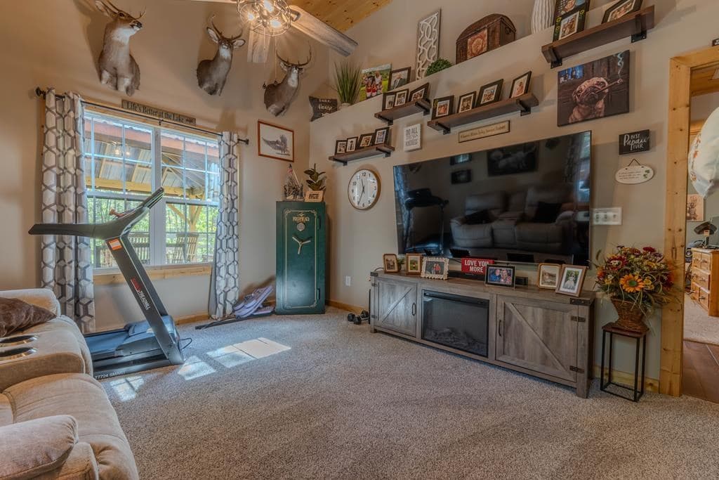 190 Galloway Drive, Hayesville NC 28904 - Photo