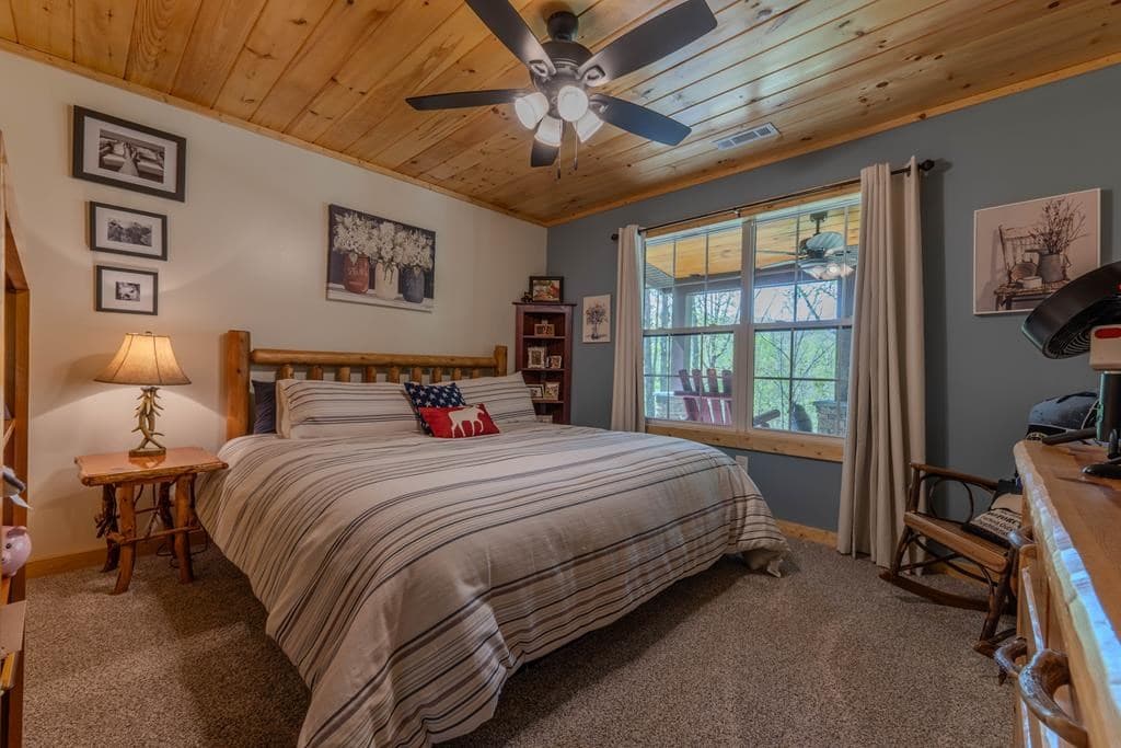 190 Galloway Drive, Hayesville NC 28904 - Photo