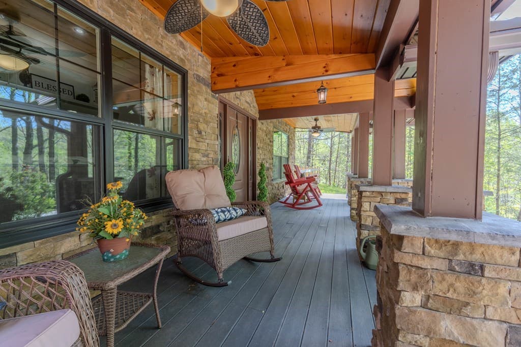 190 Galloway Drive, Hayesville NC 28904 - Photo