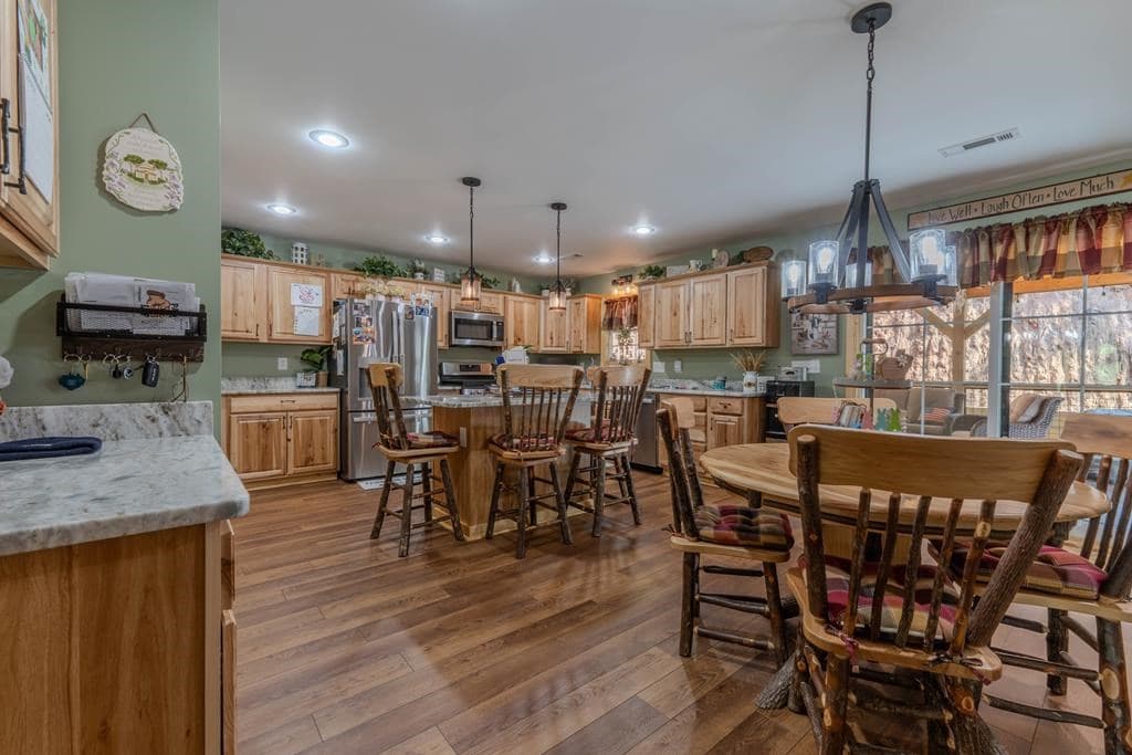 190 Galloway Drive, Hayesville NC 28904 - Photo
