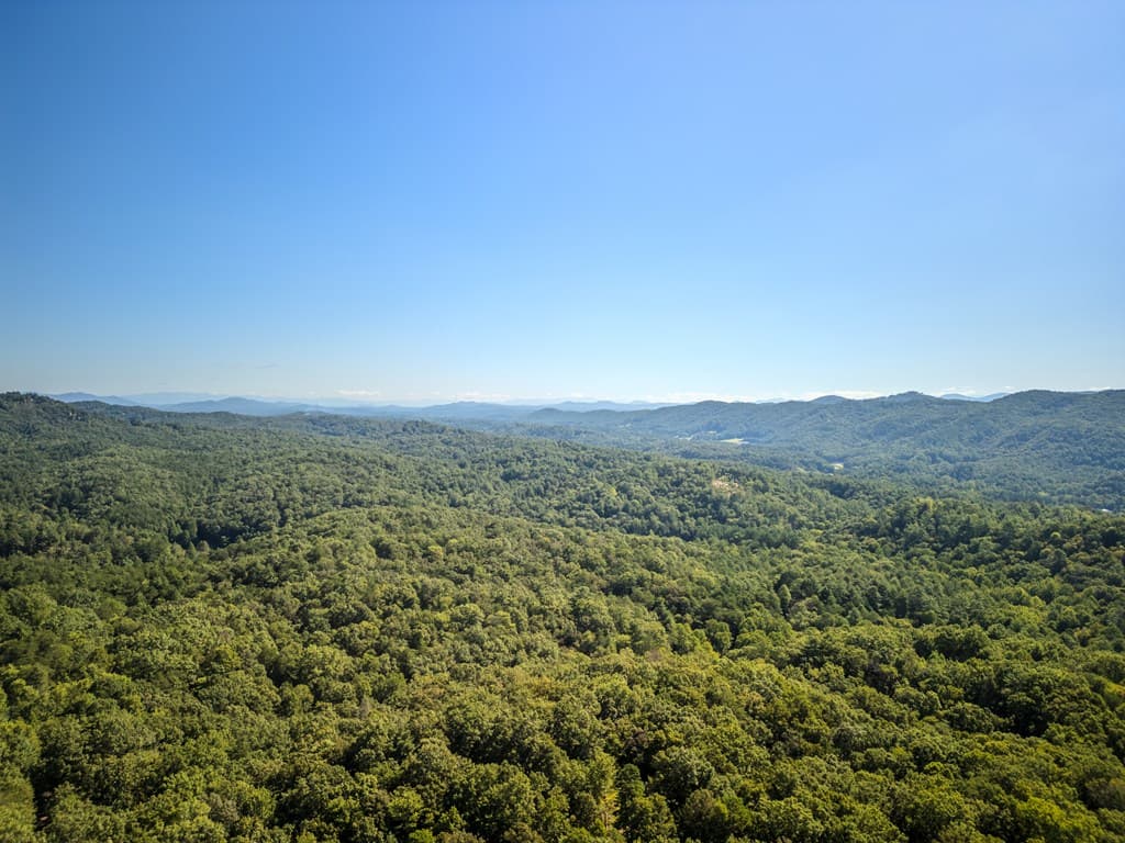 129 N Cherokee Drive, Blue Ridge GA 30513 - Photo