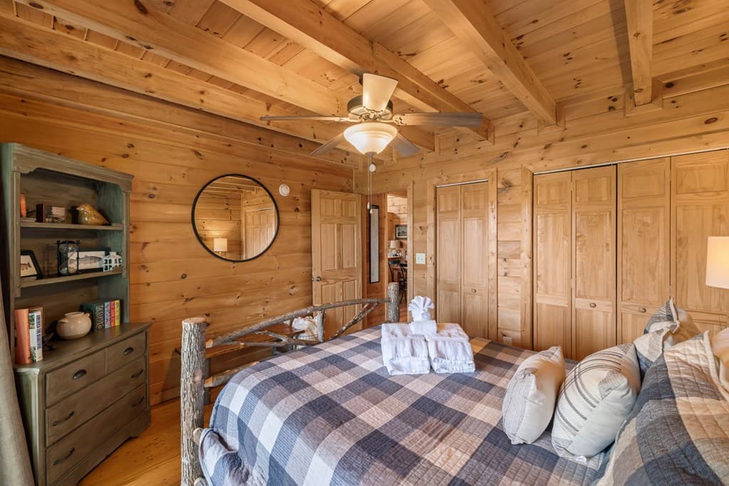 258 Dupont Drive, Blue Ridge GA 30522 - Photo