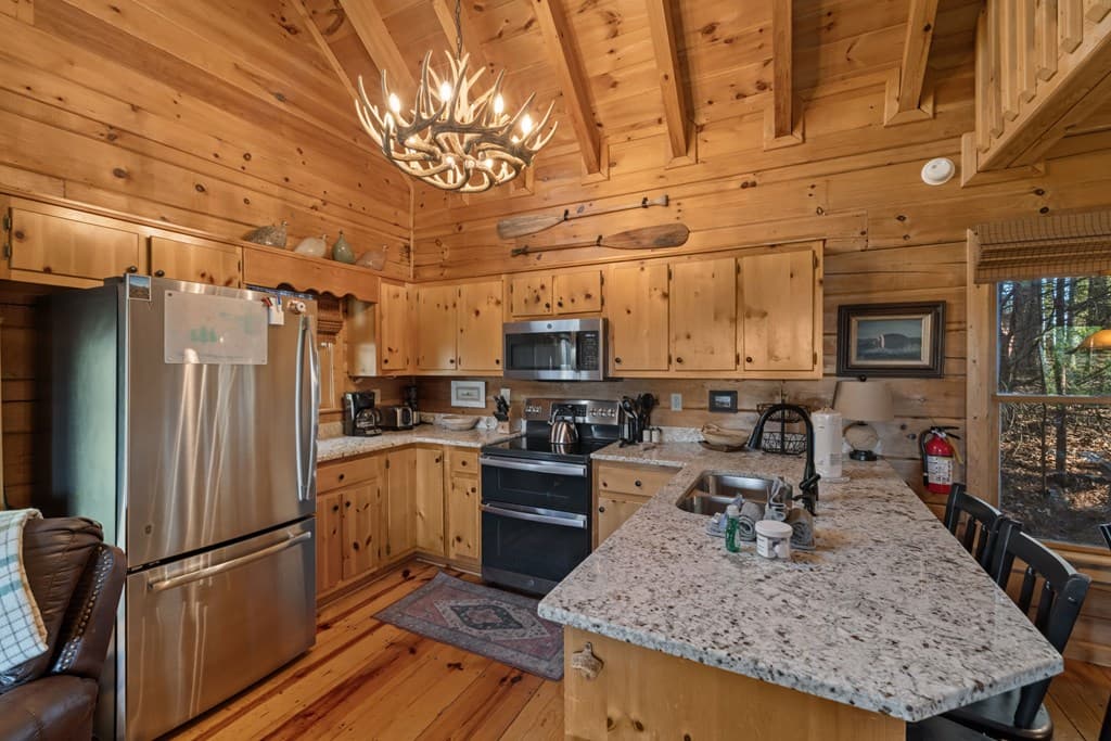 258 Dupont Drive, Blue Ridge GA 30522 - Photo