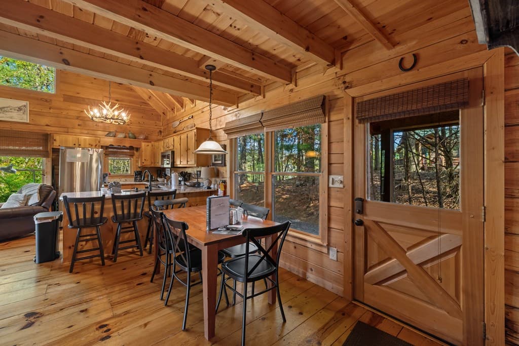 258 Dupont Drive, Blue Ridge GA 30522 - Photo