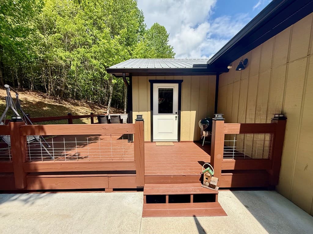 876 Gibson Hill, Hiawassee GA 30546 - Photo