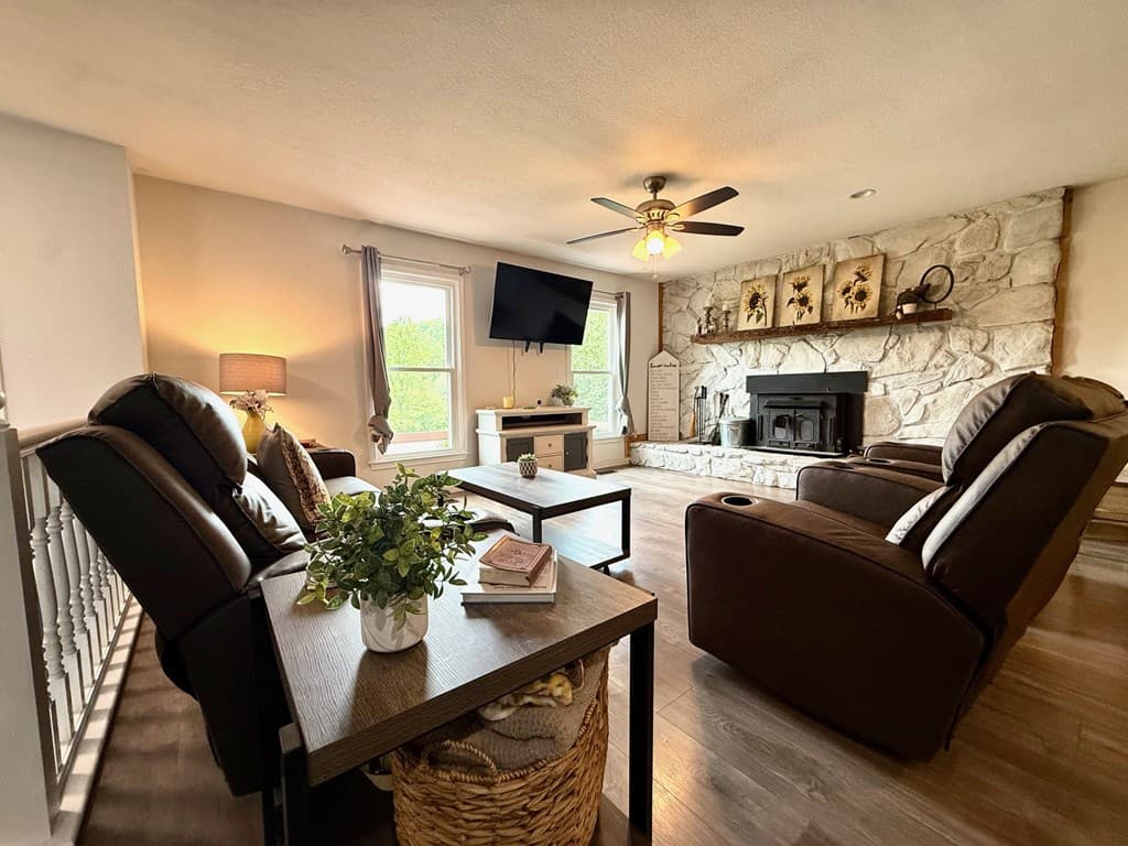 876 Gibson Hill, Hiawassee GA 30546 - Photo