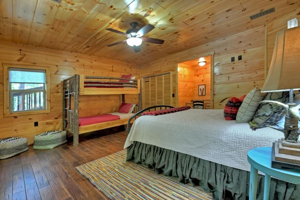 390 Twin Creeks Road, Blue Ridge GA 30513 - Photo