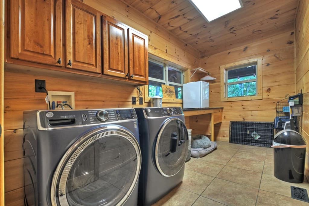390 Twin Creeks Road, Blue Ridge GA 30513 - Photo
