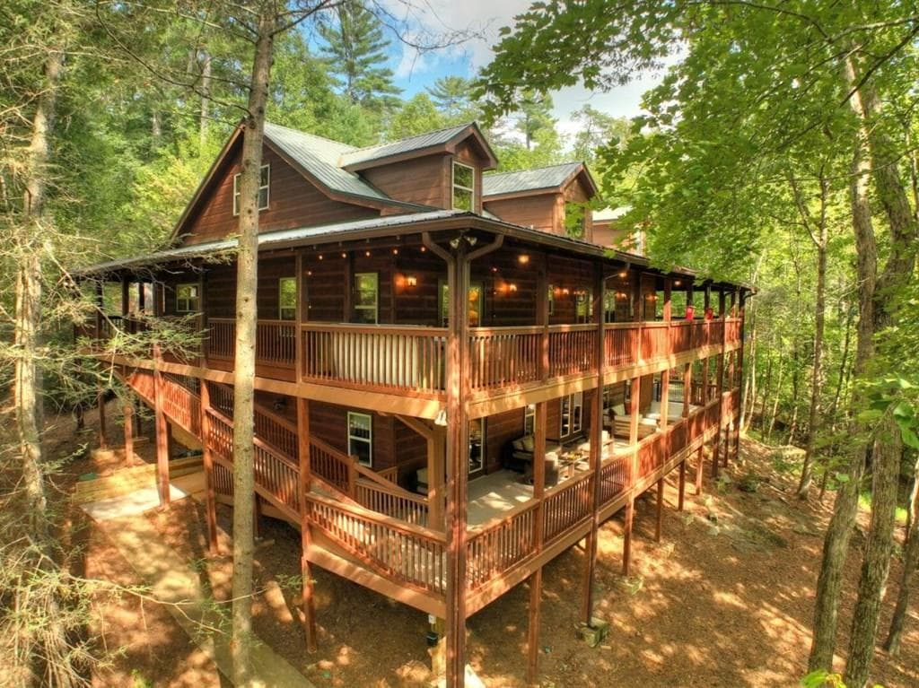 390 Twin Creeks Road, Blue Ridge GA 30513 - Primary photo