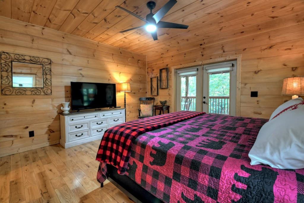 390 Twin Creeks Road, Blue Ridge GA 30513 - Photo