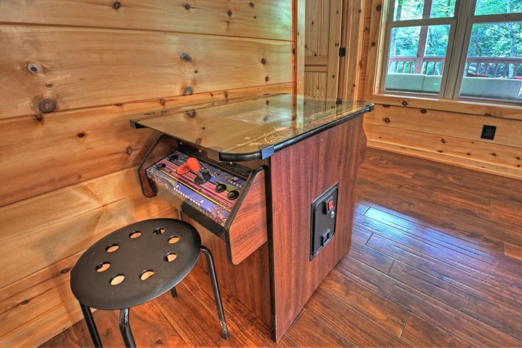 390 Twin Creeks Road, Blue Ridge GA 30513 - Photo