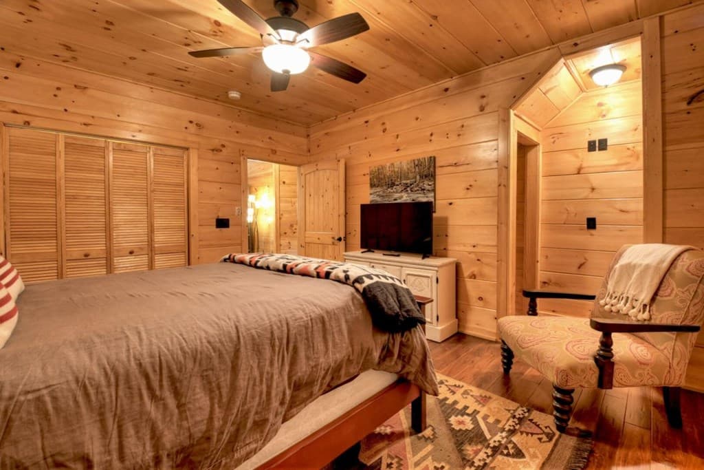 390 Twin Creeks Road, Blue Ridge GA 30513 - Photo