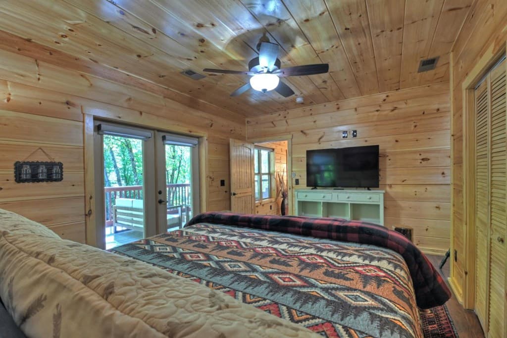 390 Twin Creeks Road, Blue Ridge GA 30513 - Photo
