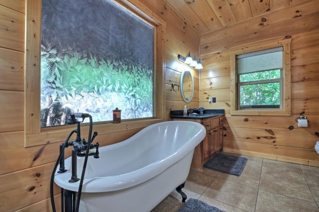 390 Twin Creeks Road, Blue Ridge GA 30513 - Photo