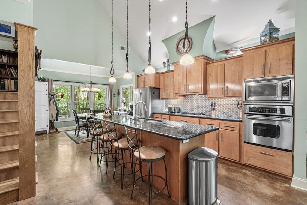 255 Stoney Brook Trail, Hayesville NC 28904 - Photo