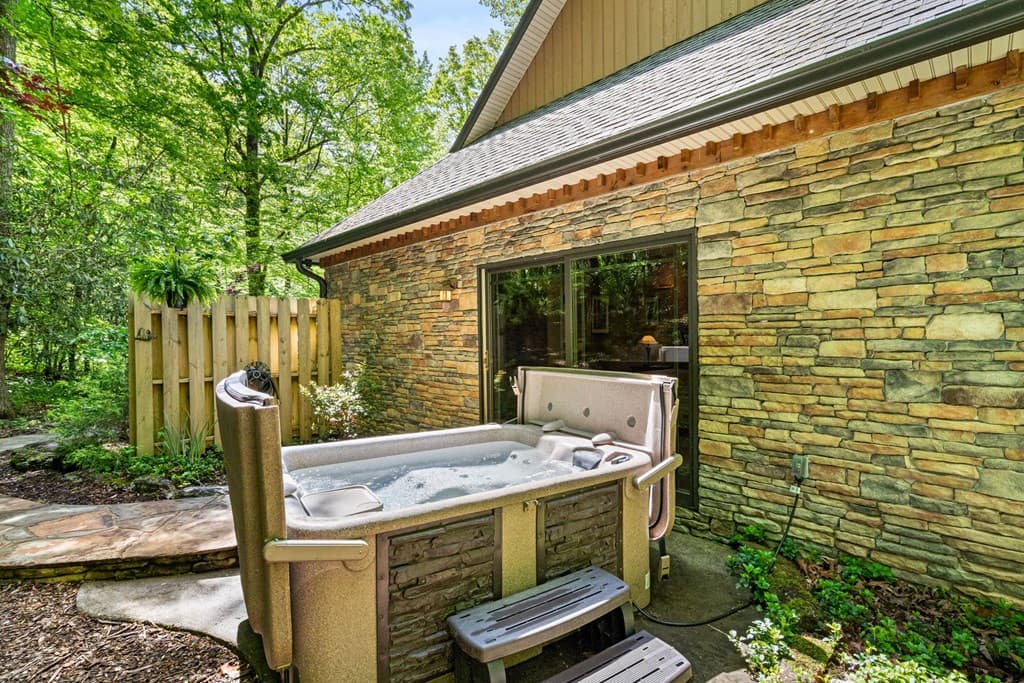 255 Stoney Brook Trail, Hayesville NC 28904 - Photo